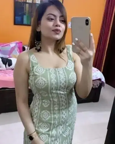 Call Girl in Chaksu